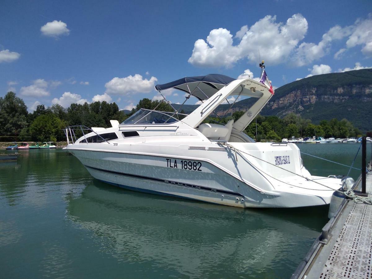 Eden Marine Botel *