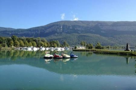 Bateau-hôtel Eden Marine Montalieu-Vercieu